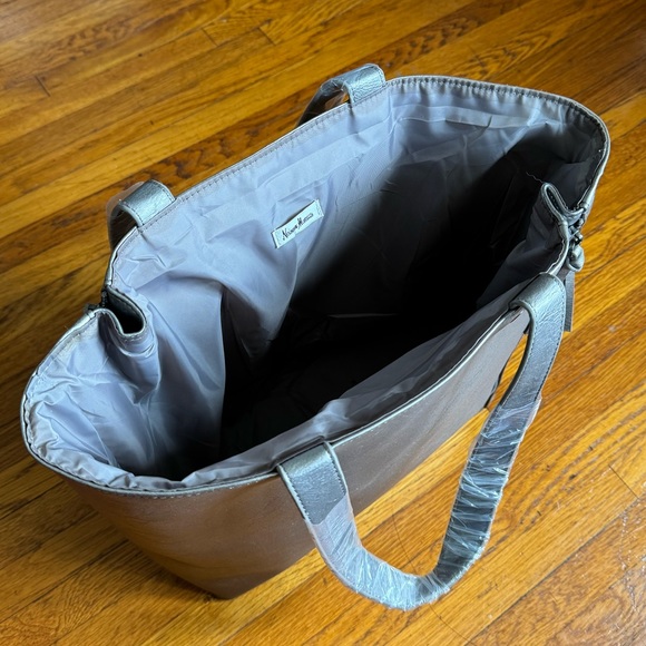 Neiman Marcus Tote Bag - Picture 3 of 4